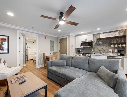 Carters Court Cozy Hideaway