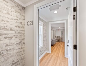 Interior - Carters Court Cozy Hideaway (Franklin)