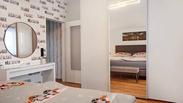 3 Schlafzimmer, Bügeleisen/Bügelbrett, WLAN, Bettwäsche