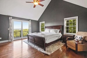 5 chambres, fer et planche à repasser, Wi-Fi, draps fournis