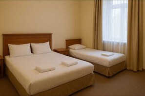 Chambre Familiale | Wi-Fi gratuit, draps fournis