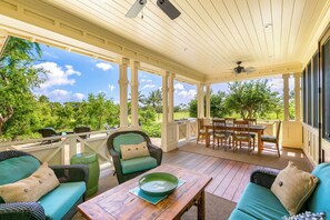 Outdoor dining - Elevated Island Elegance in Kukui'ula - A Refined Retreat in Poipu (Koloa)