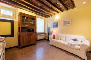 標準開放式客房 (Piazza Lavagna 2) | 私人小型廚房 | 雪櫃、微波爐、焗爐、爐具