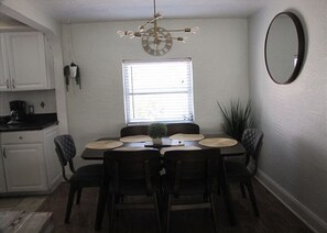 Apartment | 2 bedrooms, Internet