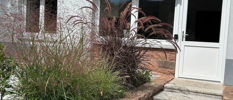 تفاصيل الفندق من الخارج