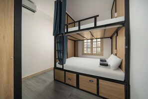 Family Room | Free WiFi, bed sheets