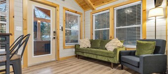 Hot Tub! Riverfront Cabin 6 min to GVL - Sleeps 4