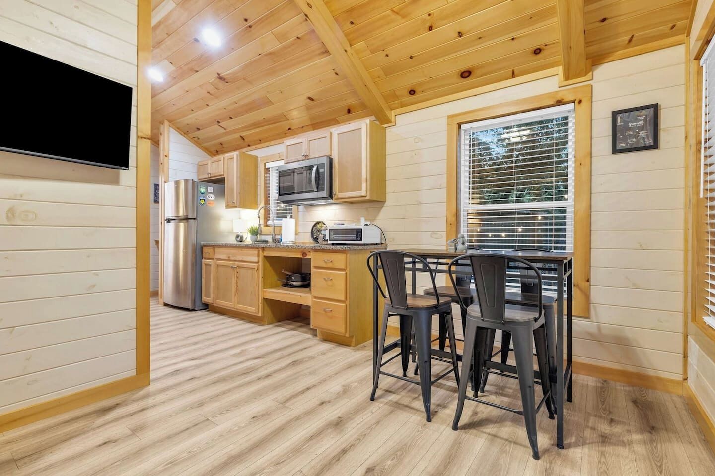 Refrigerador, microondas, horno, placa de cocina