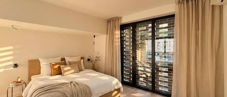 2 habitaciones, tabla de planchar con plancha, cuna de viaje y wifi