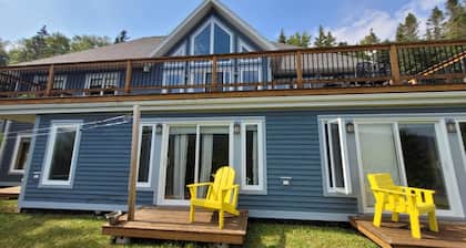 4 Bedroom Lake View Chalet in the Exclusive Humber Valley Resort