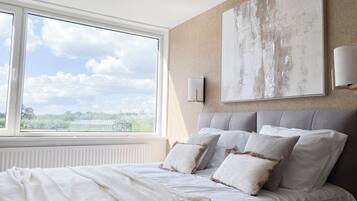 1 slaapkamer, een bureau, gratis wifi, beddengoed