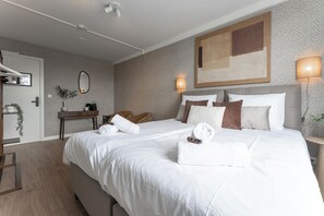 1 chambre, accès au Wi-Fi (inclus), literie fournie