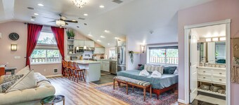 5 Mi to Dtwn Tacoma: Modern Studio Retreat