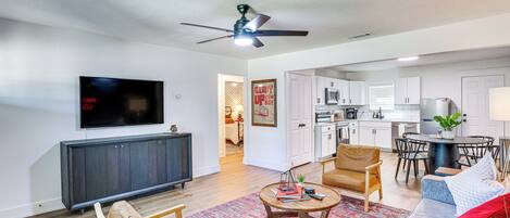 House (2 Bedrooms) | Front of property