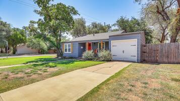 House (2 Bedrooms) | Bahagian dalam