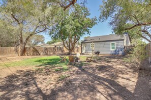 House (2 Bedrooms) | Interior - 1 Mi to Texas Tech: Home w/ Large Outdoor Space! (Lubbock)