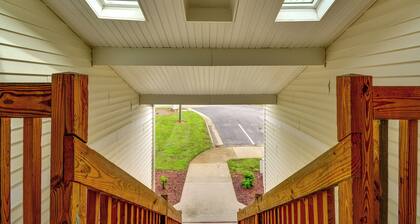 Condo 5 Mi to Midtown & UNC Greensboro