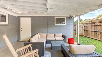 ํ์ฐ์ค (3 Bedrooms) | ๋ด๋ถ