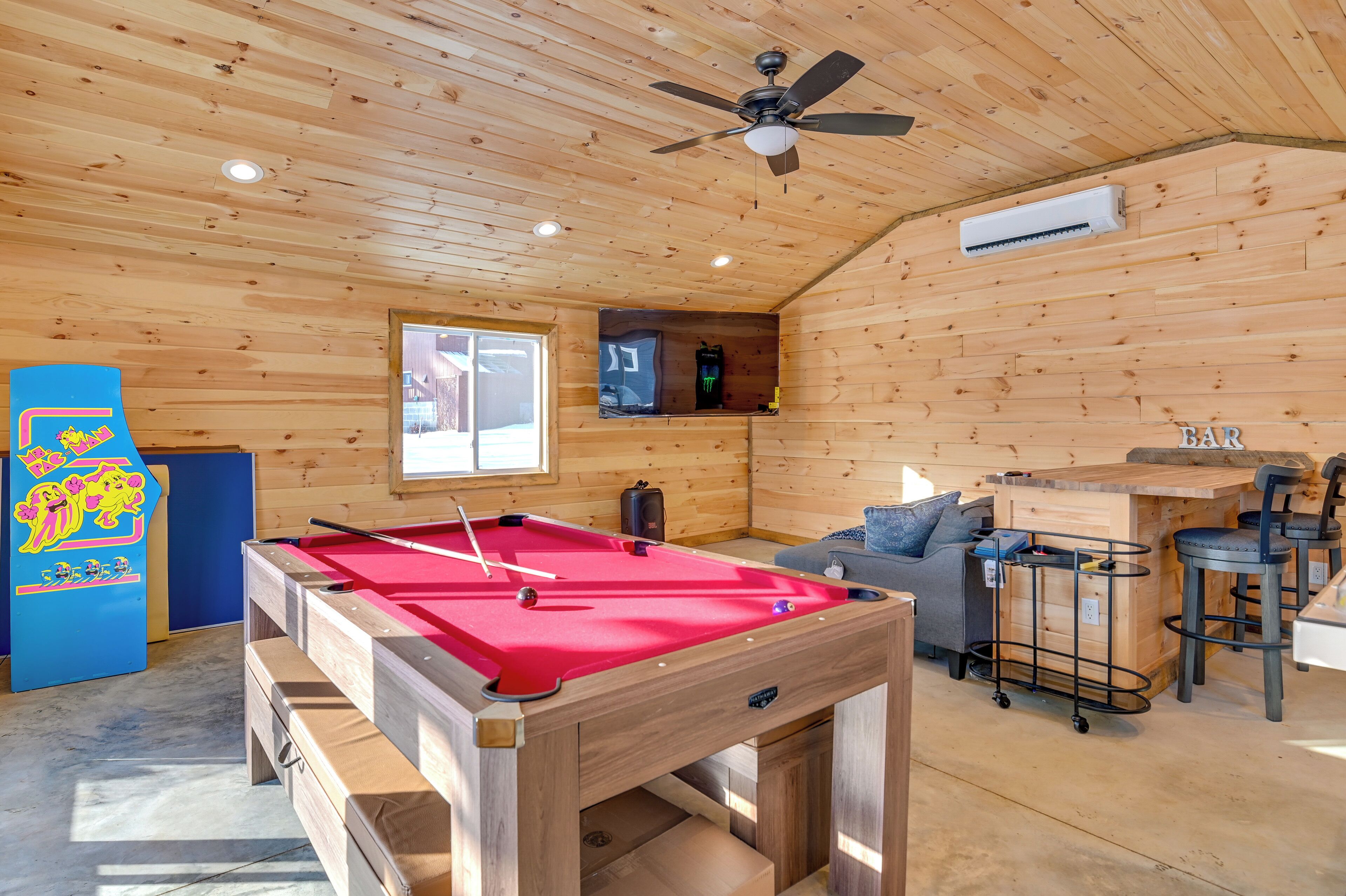 House (3 Bedrooms) | Front of property