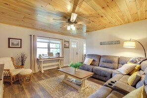 Talo (3 Bedrooms) | Sisätilat