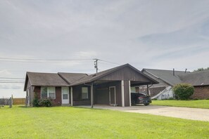 House (2 Bedrooms) | Front of property