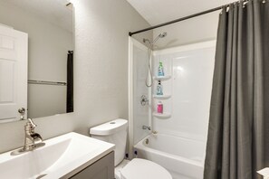 House (2 Bedrooms) | Interior - 12 Mi to St Louis: Pet-friendly Metro East Home (Granite City)