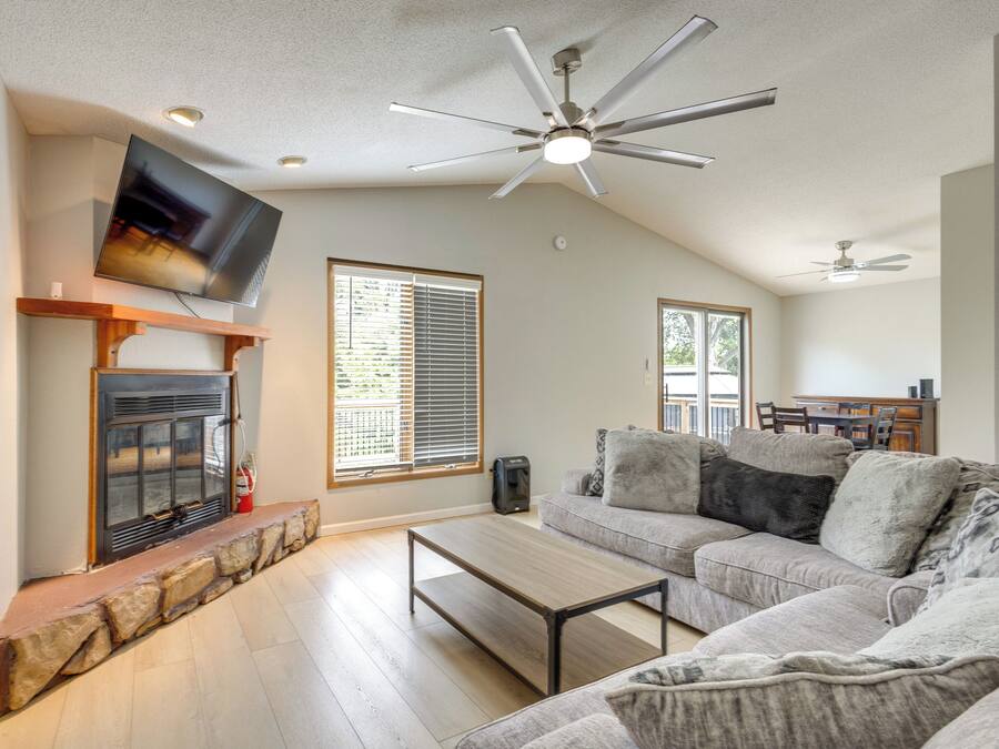House (2 Bedrooms) | Front of property