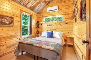 21 chambres, fer et planche à repasser, Wi-Fi, draps fournis