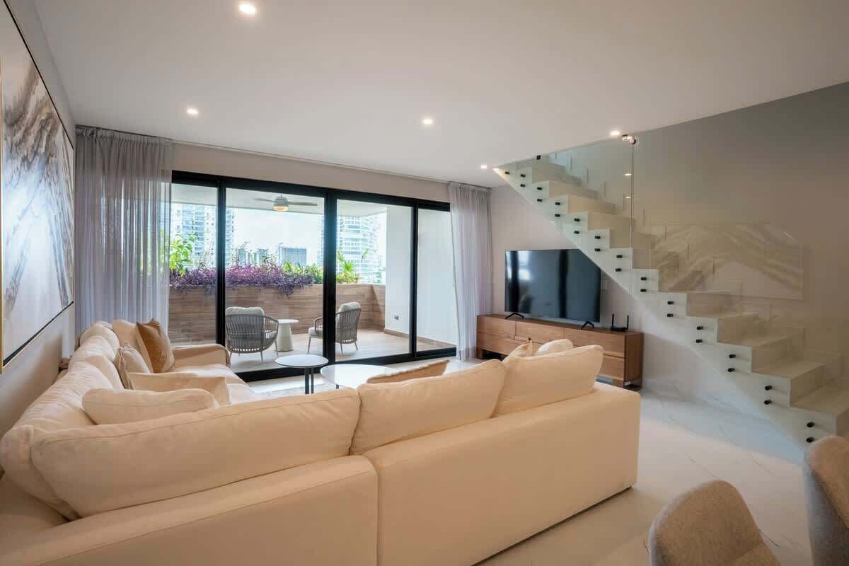 Fernseher, Arbeitsbereiche