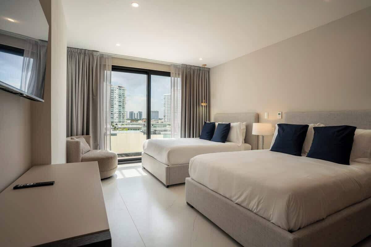 3 bedrooms, iron/ironing board, travel crib, WiFi