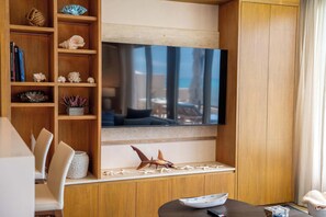 Interior - Couples Retreat | Beachfront Rooftop & Jacuzzi (Isla Mujeres)