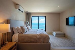 5 bedrooms, iron/ironing board, travel cot, WiFi