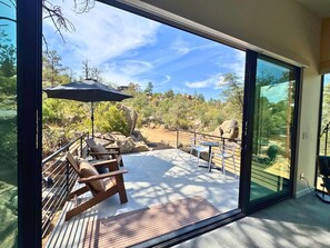 Outdoor dining - Two Private Luxury Designer Cabins in Prescott (Prescott)