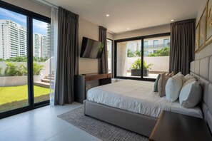 4 chambres, fer et planche à repasser, lit parapluie, Wi-Fi