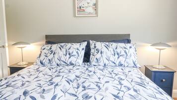 1 habitación, decoración personalizada y muebles diferentes