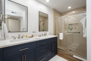 مجففات شعر، مناشف