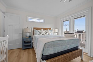 4 Schlafzimmer, Schreibtisch, Bügeleisen/Bügelbrett, kostenloses WLAN