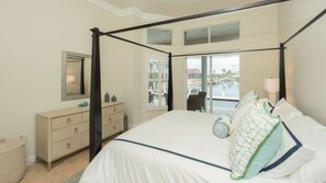 4 bedrooms, iron/ironing board, free WiFi, bed sheets - 20 Copperfield Court- Perfect tropical escape! (Marco Island)