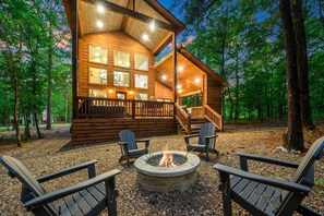 Terrace/patio - Pickleball, Pool, Splash Fountain, Clubhouse, Walking Trails, Basketball (Broken Bow)