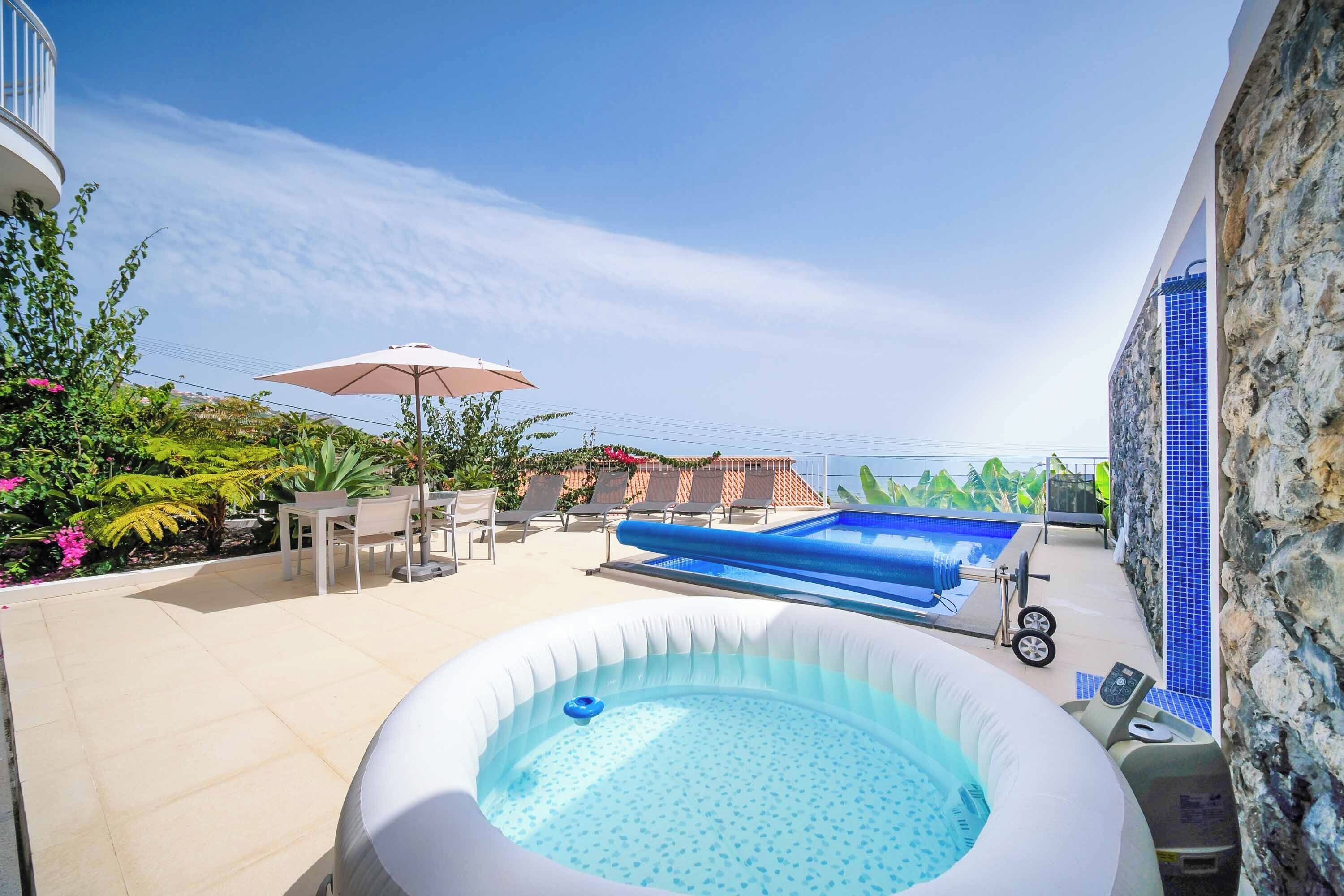 Villa (3 Bedrooms) | Exterior