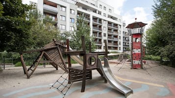 室外兒童遊樂區
