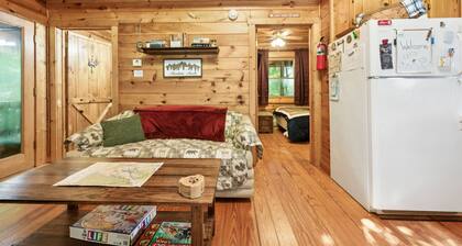 Cozy Creekside Cabin With Wraparound Porch 1 Bedroom Home