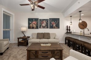 Condo, 1 habitación | Área de sala de estar