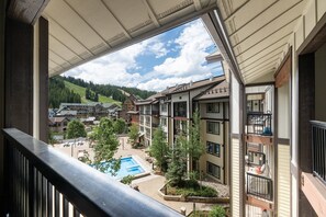 Condo, 1 Bedroom | Pool - Premium Unit 4663 - One Bedroom w/Full Kitchen - Fraser Crossing/Founders Pointe 1 Condo (Winter Park)