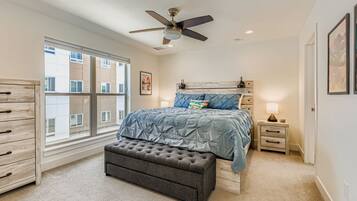 House, 2 Bedrooms | 2 bedrooms, laptop workspace, iron/ironing board, free WiFi