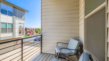 House, 2 Bedrooms | Terrace/patio