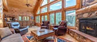 TY Slate River Camp/Luxury Log Home W/Private Fishing on the Slate River!