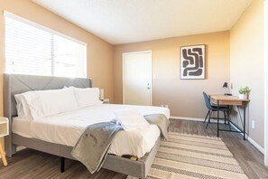 1 bedroom, iron/ironing board, WiFi, bed sheets