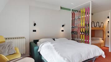 1 dormitorio y ropa de cama