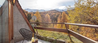Estudio 'Ma Chérie-Lumière' con vistas a la montaña y balcón